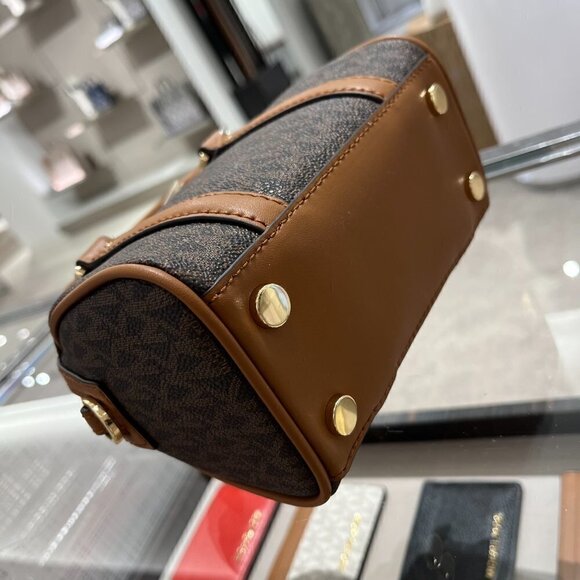 *Original Packing* Bedford Legacy Extra-Small Brown/Acorn Duffel Crossbody - Picture 13 of 17